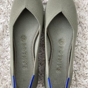 Rothy’s Thyme Flats Size 7 Like New